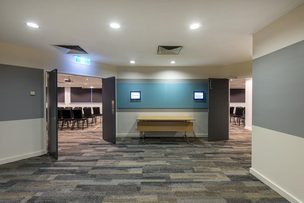 Oaks Perth Hotel Екстериор снимка