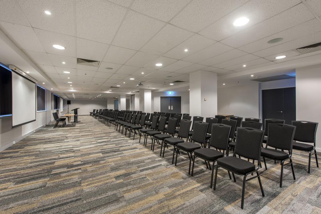 Oaks Perth Hotel Екстериор снимка